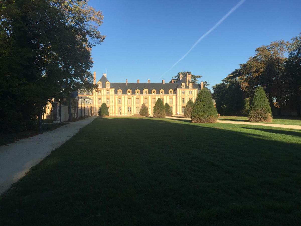 Exceptionnel Chateau Pres De Paris Abondant Zewnętrze zdjęcie