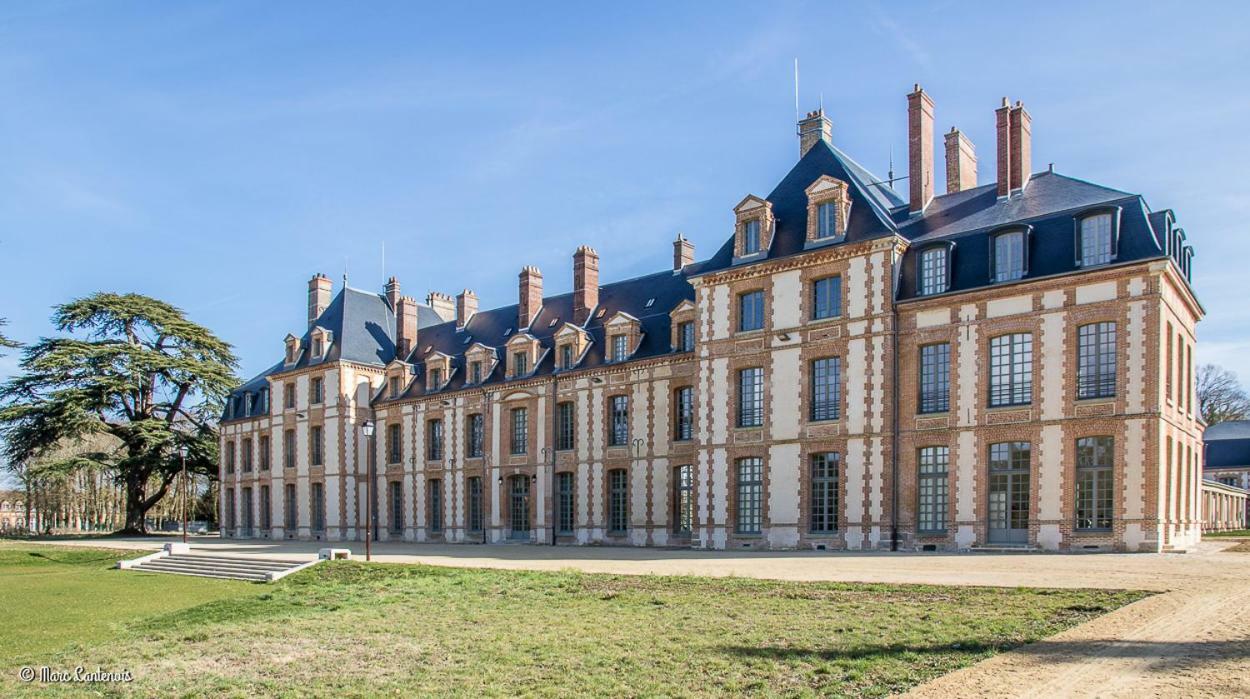 Exceptionnel Chateau Pres De Paris Abondant Zewnętrze zdjęcie