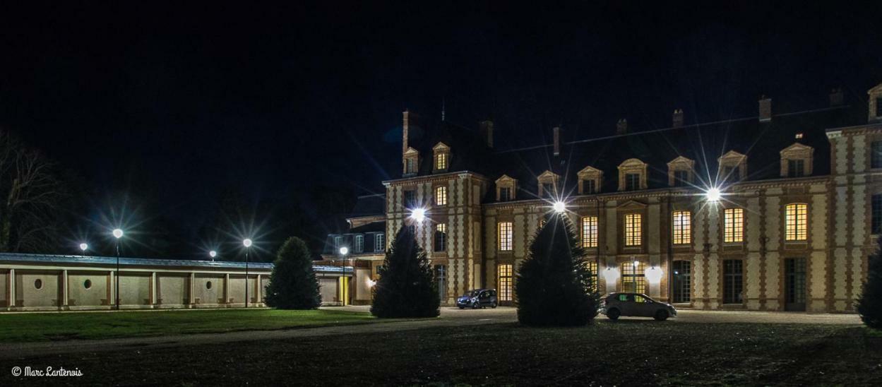 Exceptionnel Chateau Pres De Paris Abondant Zewnętrze zdjęcie