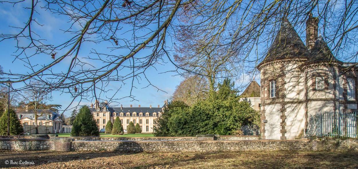 Exceptionnel Chateau Pres De Paris Abondant Zewnętrze zdjęcie
